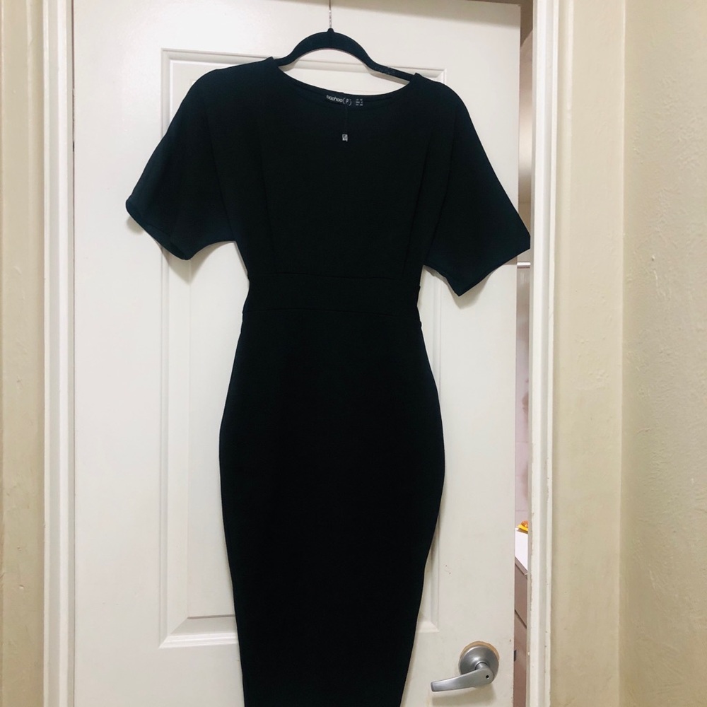 Boohoo Black Midi Sheath Dress with Short Batwing Sleeves size 6 great - Picture 4 of 7